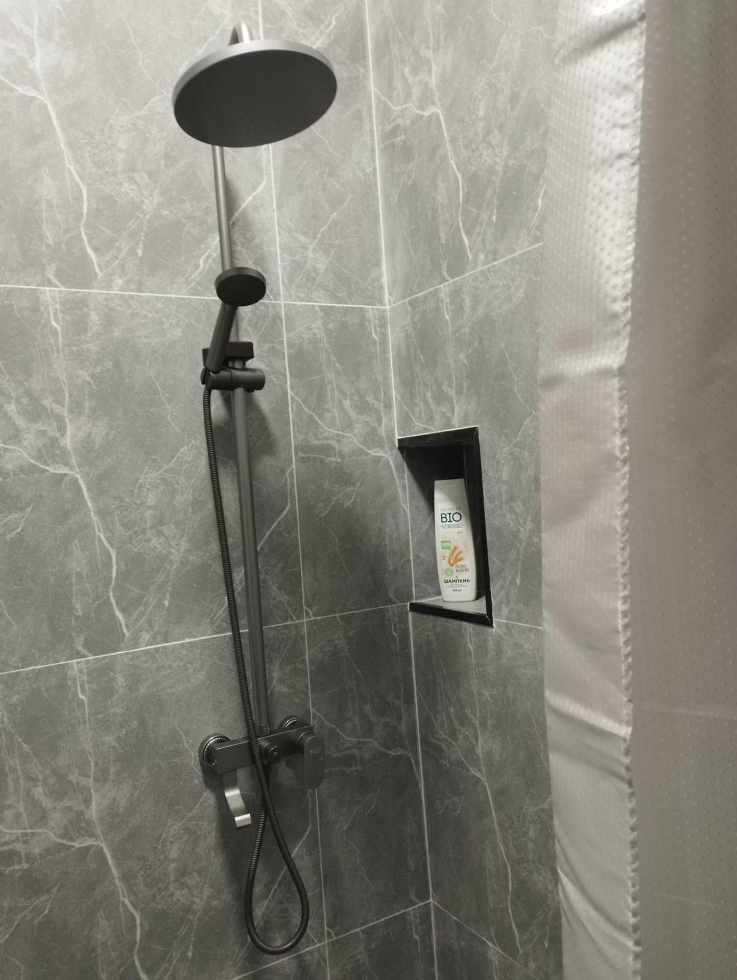 Lumi Hotel Бишкек Екстериор снимка